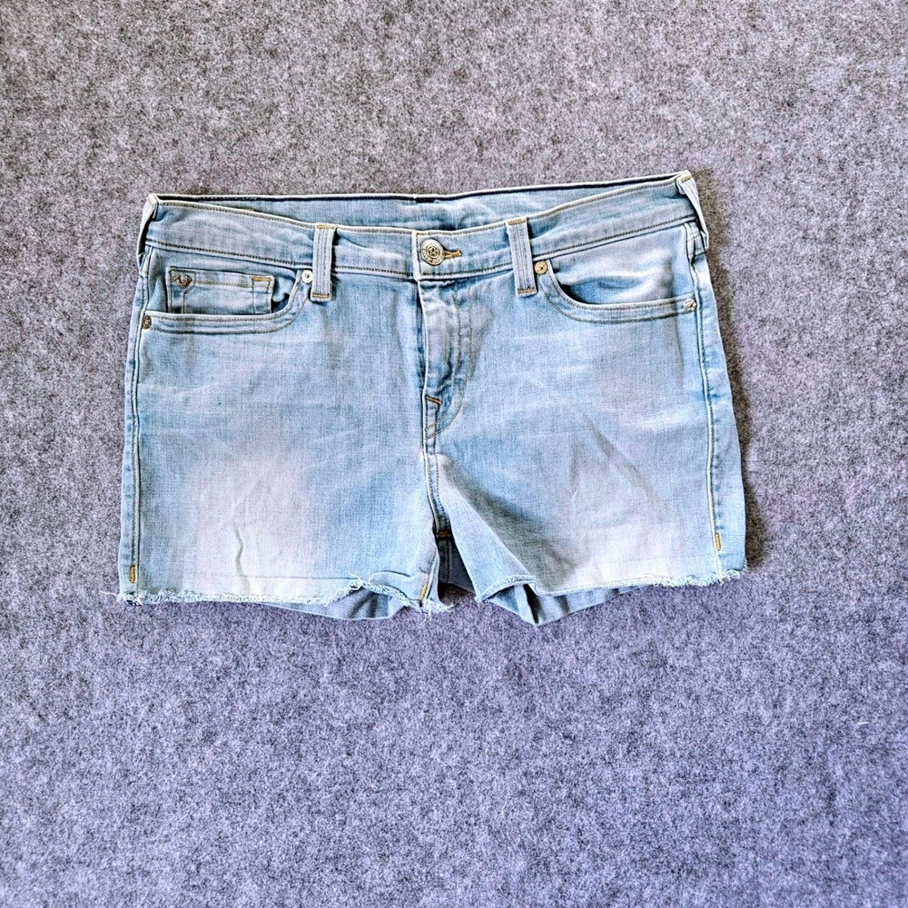 True Religion Cora Mid Rise Light Wash Denim Cut Off Shorts Size 32 Made in USA